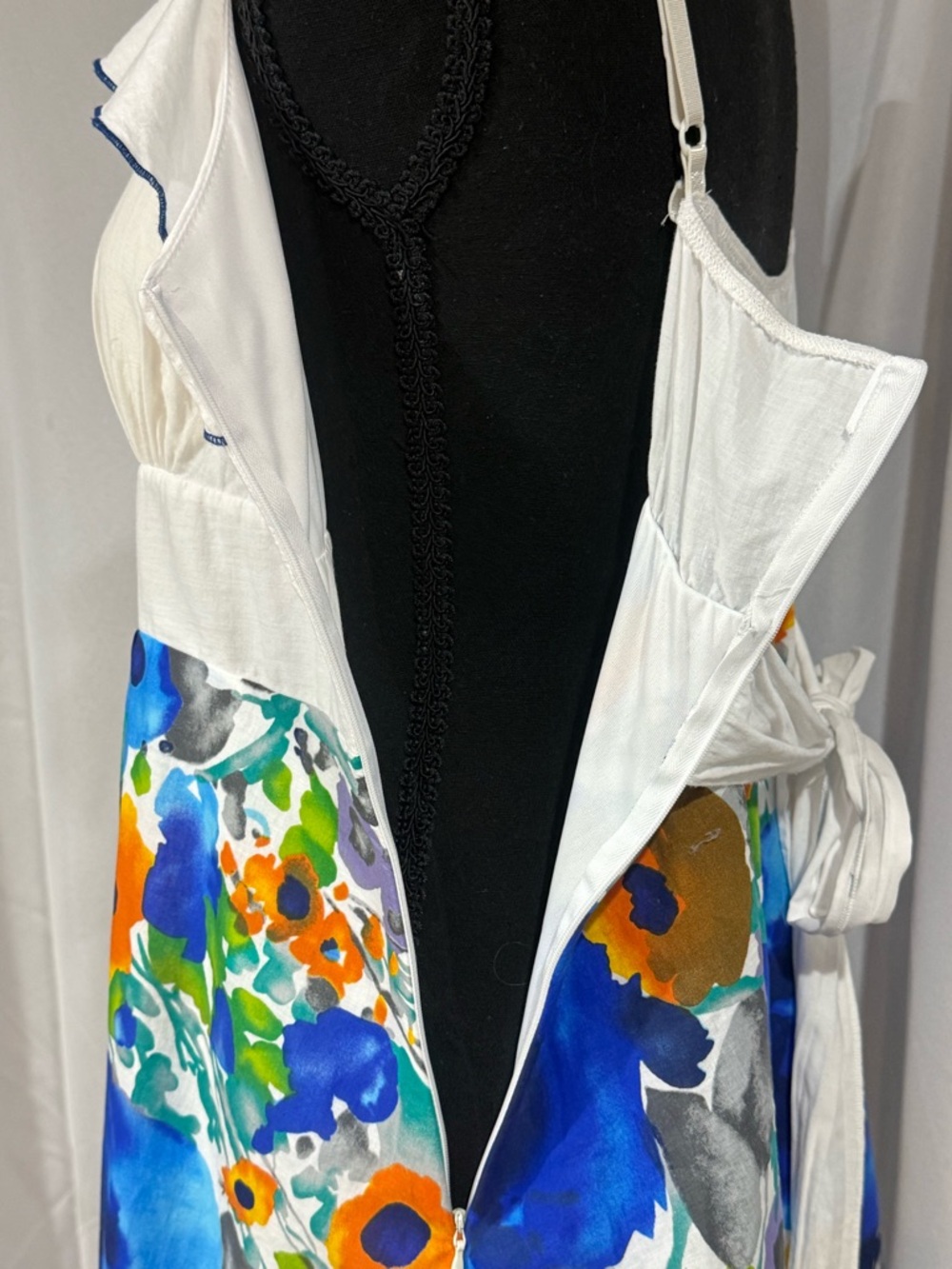 Janette Plus White Bodice Blue & Orange Floral Midi Sundress - Picture 4 of 7